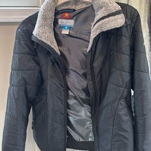 Columbia Women's Black Jacket